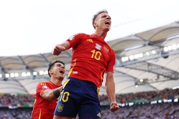 ویدیو| گل اول اسپانیا به آلمان/ تعویض اجباری طلایی شد!