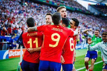 ویدیو| خلاصه بازی اسپانیا ۲ - آلمان ۱/ حذف دراماتیک میزبان از یورو