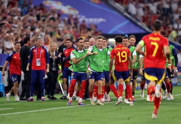 اسپانیا با درخشش پسرها به فینال رسید/ طلسم دشان در یورو پابرجا ماند