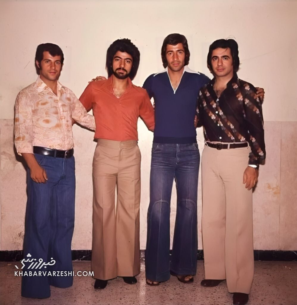 عکس زیر خاکی پروین و حجازی با خوانندههای قبل از انقلاب