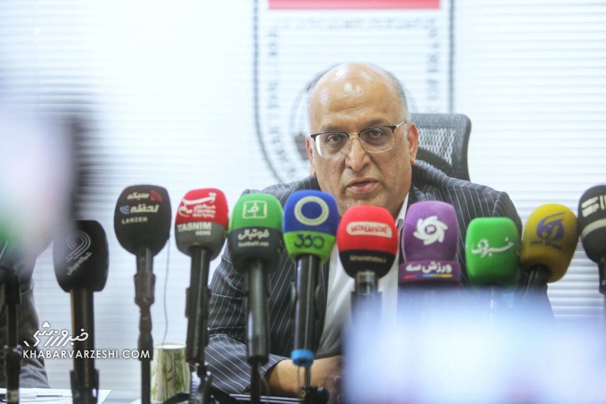 نورشرق از کمیته تعیین وضعیت کنار رفت! نورشرق از کمیته تعیین وضعیت کنار رفت!