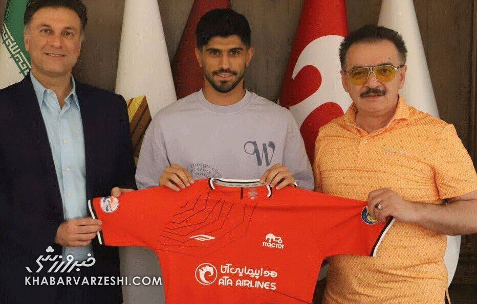 لشکر دفاع راست در تراکتور به نفع استقلال تمام شد! لشکر دفاع راست در تراکتور به نفع استقلال تمام شد!