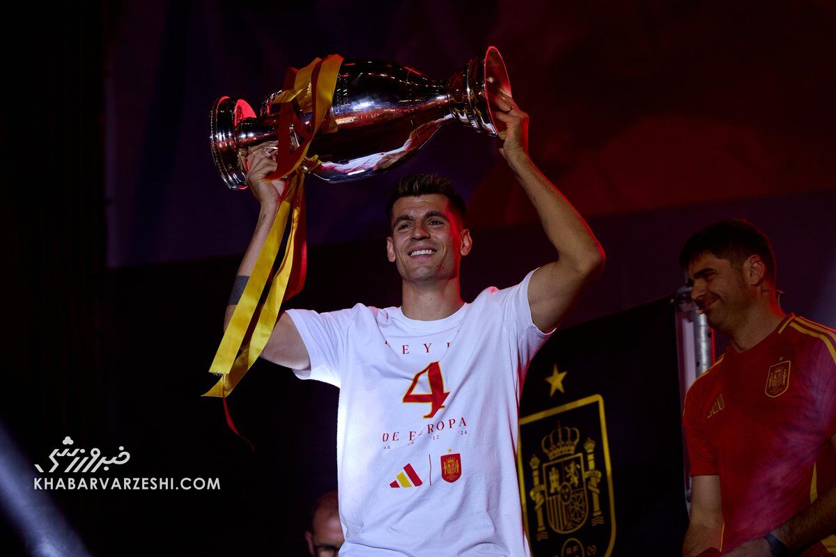 جنجال در جشن قهرمانی اسپانیا/ محرومیت در انتظار کاپیتانهای لاروخا جنجال در جشن قهرمانی اسپانیا/ محرومیت در انتظار کاپیتانهای لاروخا