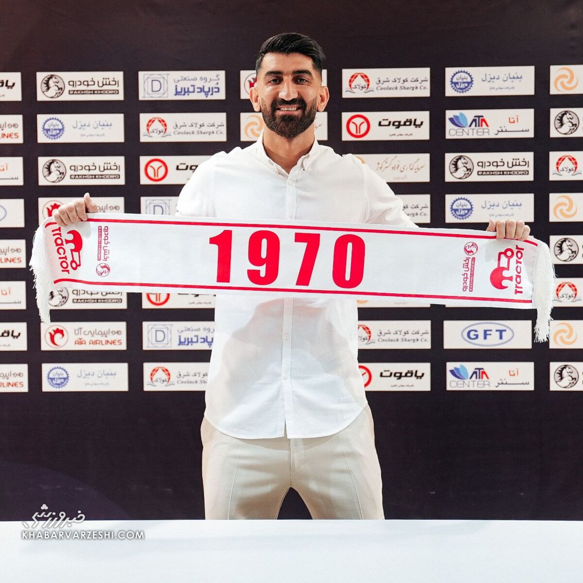 فوری| بمب بزرگ فوتبال ایران منفجر شد؛ ستاره پرسپولیس رسماً به تراکتور پیوست +عکس