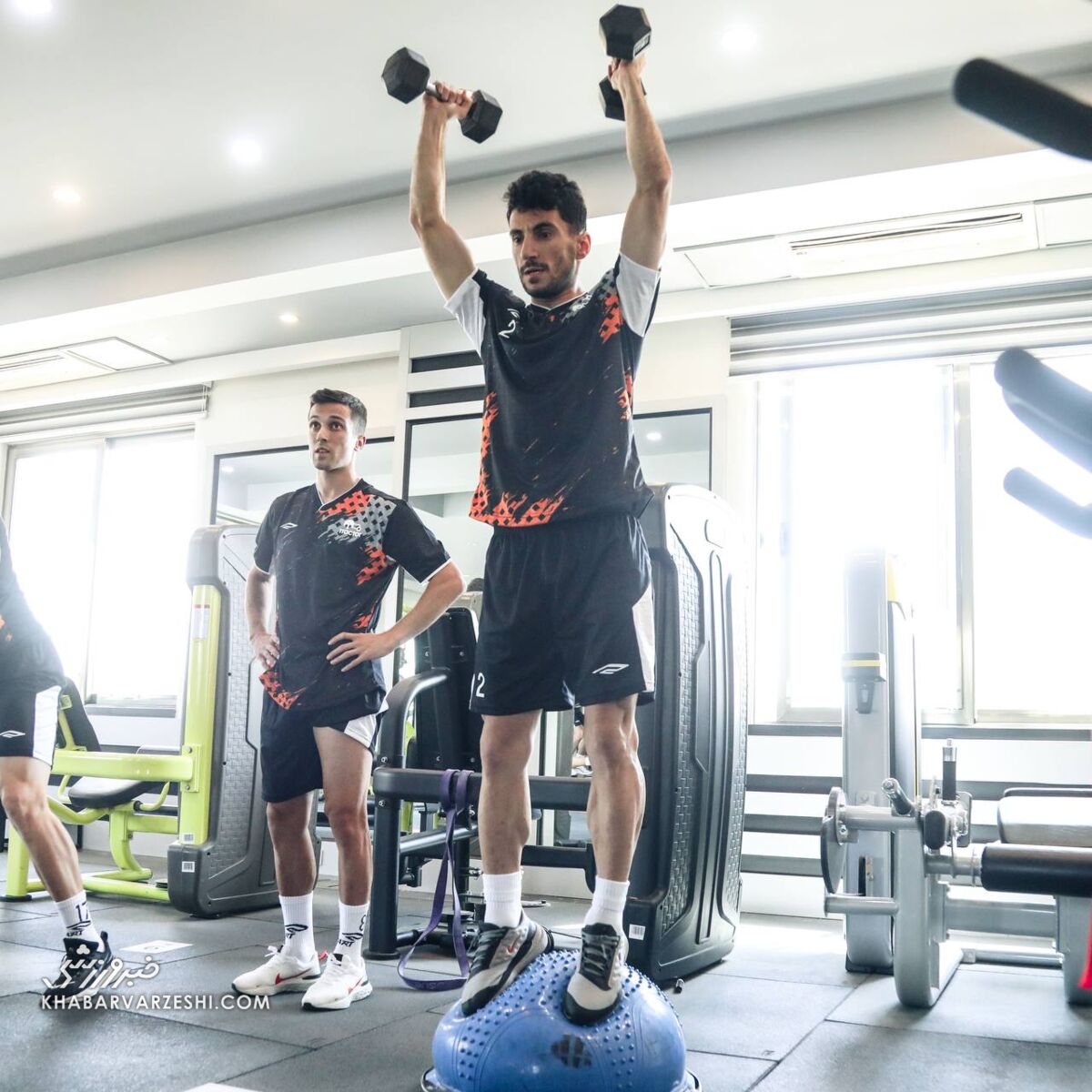 عکس| اتحاد پرسپولیسیهای جنجالی در تراکتور/ آمادگی بالای بیرو، ترابی و دانیال