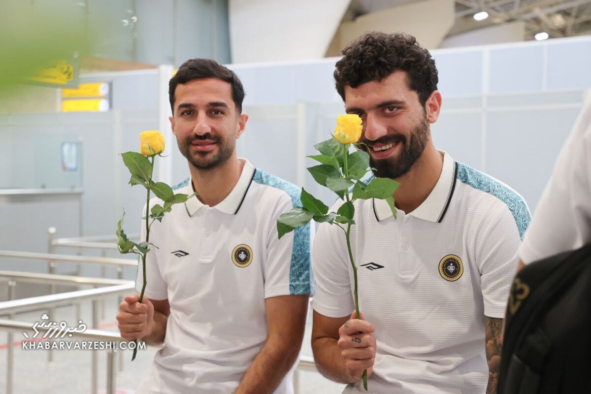 عکس| پرواز ستارههای سپاهان به سمت ترکیه