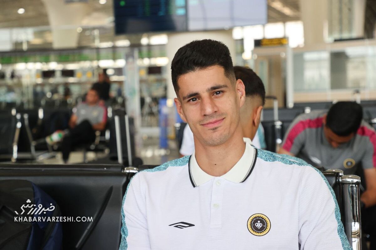 عکس| پرواز ستارههای سپاهان به سمت ترکیه