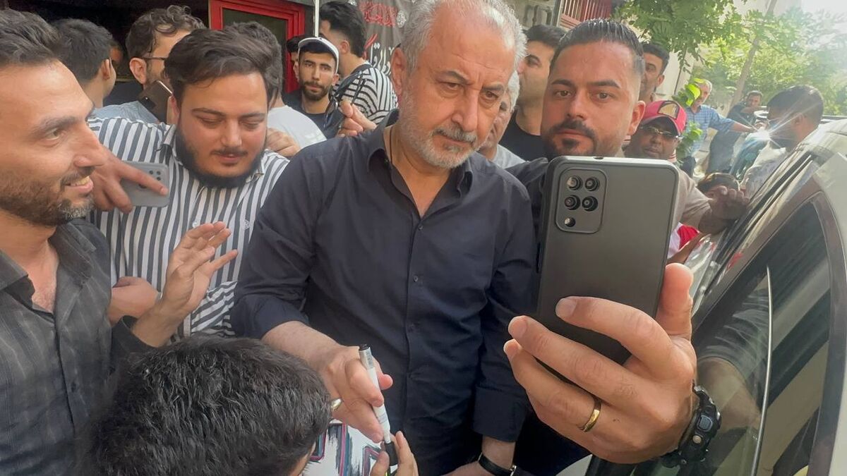 ویدیو| هوادار پرسپولیس: هیچ دغدغهای برای جدایی بازیکنان نداریم چون پرسپولیس متکی به بازیکن نیست ویدیو| هوادار پرسپولیس: هیچ دغدغهای برای جدایی بازیکنان نداریم چون پرسپولیس متکی به بازیکن نیست