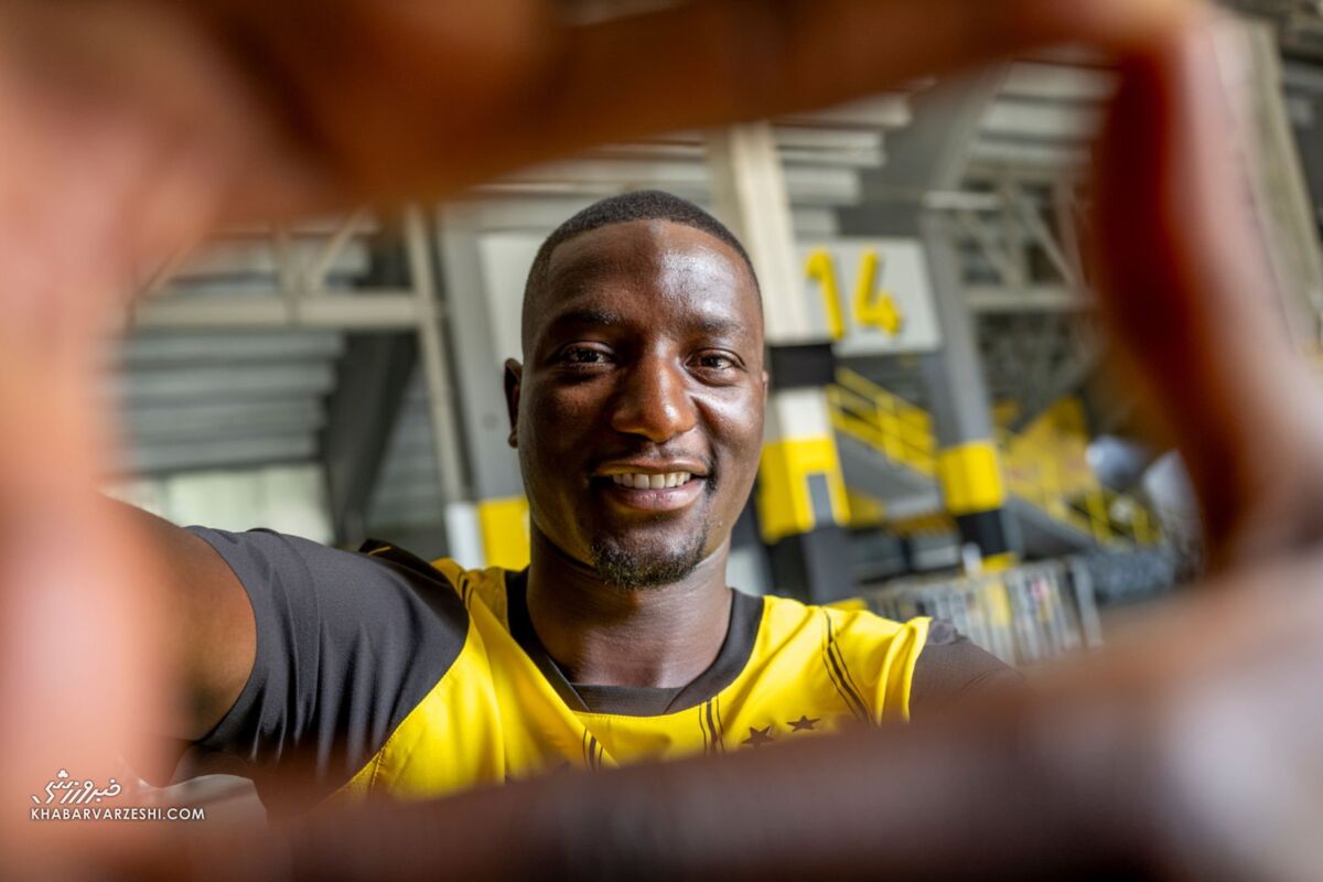 گیراسی به دورتموند پیوست