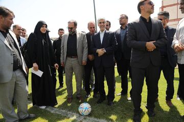 وزیر ورزش به اردوی تیم ملی فوتبال رفت