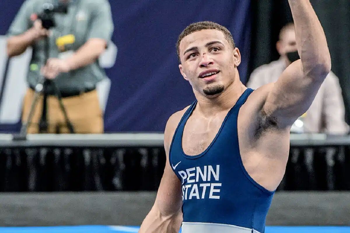 خط و نشان برای حسن یزدانی با تتوی عقرب! +عکس خط و نشان برای حسن یزدانی با تتوی عقرب! +عکس