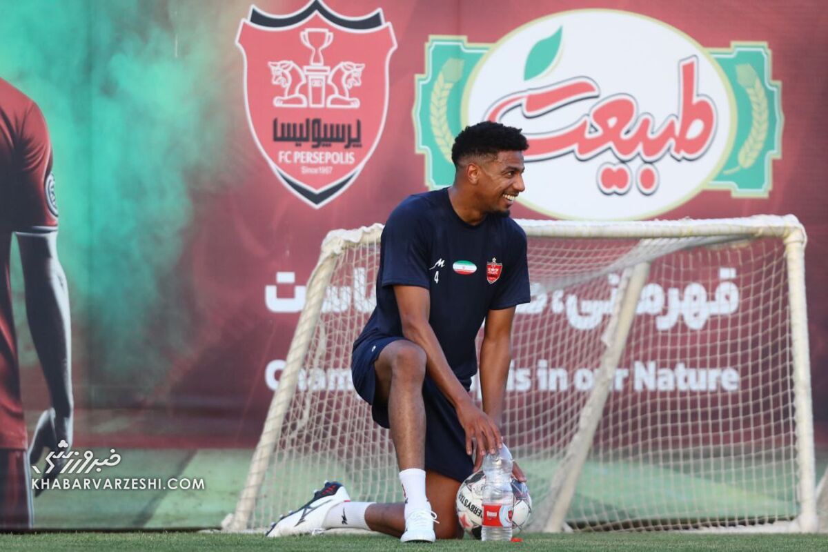 شلاق ۶۰ دقیقهای پرسپولیسیها به سبک اسپانیایی +تصاویر