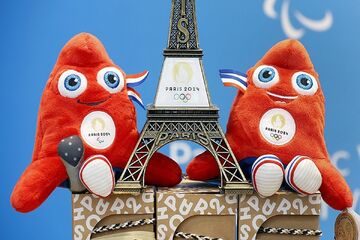 عکس| رونمایی از نماد بازی‌های المپیک پاریس/ این عروسک‌ها ۳ میلیون تومان قیمت دارد