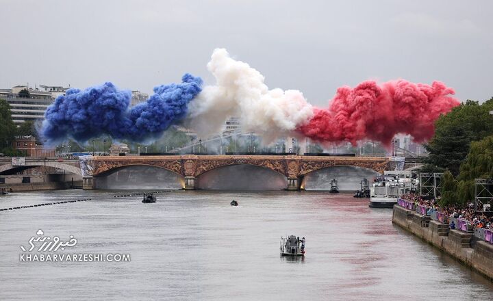 گزارش تصویری| متفاوت‌ترین مراسم افتتاحیه در تاریخ المپیک/ پاریس ۲۰۲۴ روی رودخانه آغاز شد