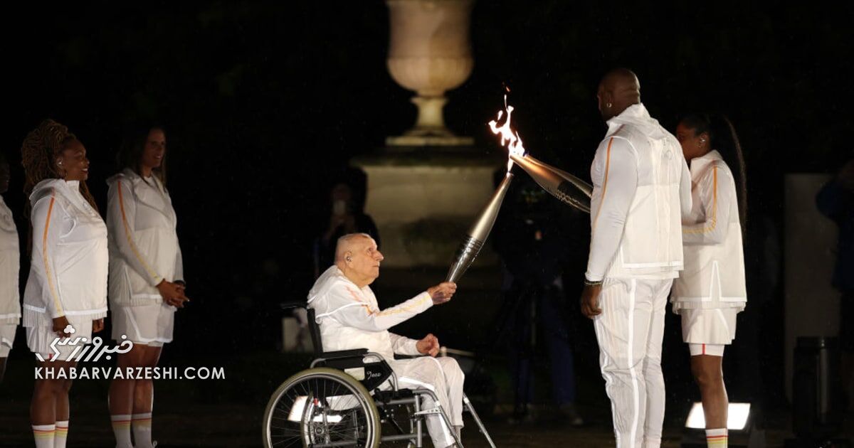 خاصترین فردی که مشعل المپیک را حمل کرد؛ قهرمان ۱۰۰ ساله و زنده فرانسه/ زن و مردی که مشعل المپیک را روشن کردند، چه کسانی بودند؟ +تصاویر