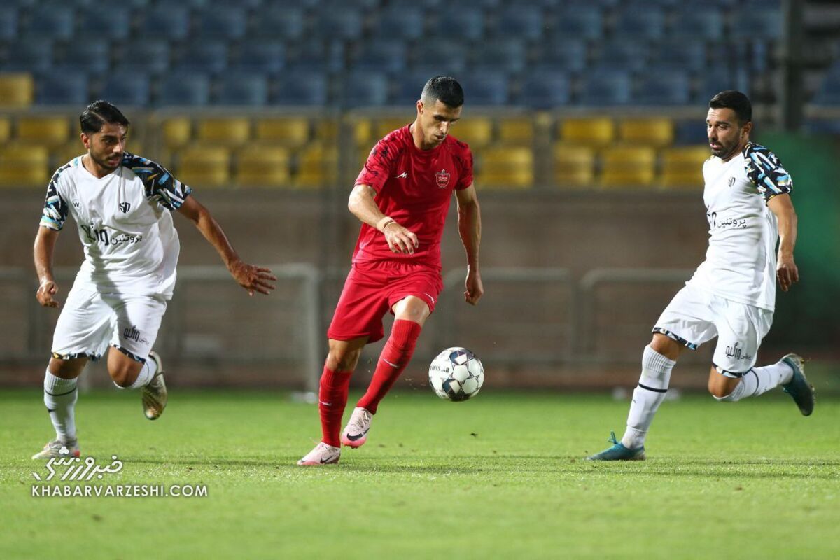 مهاجمان پرسپولیس بوی گل نمیدهند! مهاجمان پرسپولیس بوی گل نمیدهند!