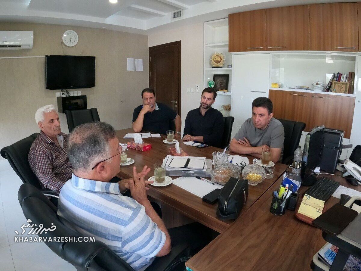 عکس| نشست فنی امیر قلعهنویی با مجید جلالی