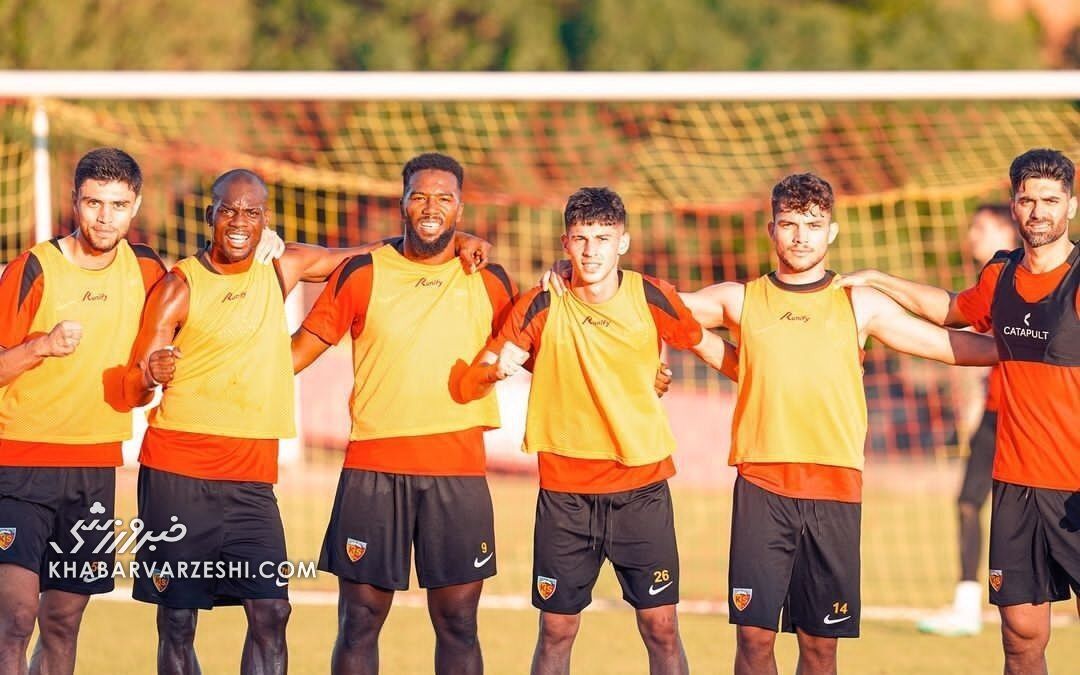 علی کریمی و استقلال؛ گاهی دور، گاهی نزدیک!