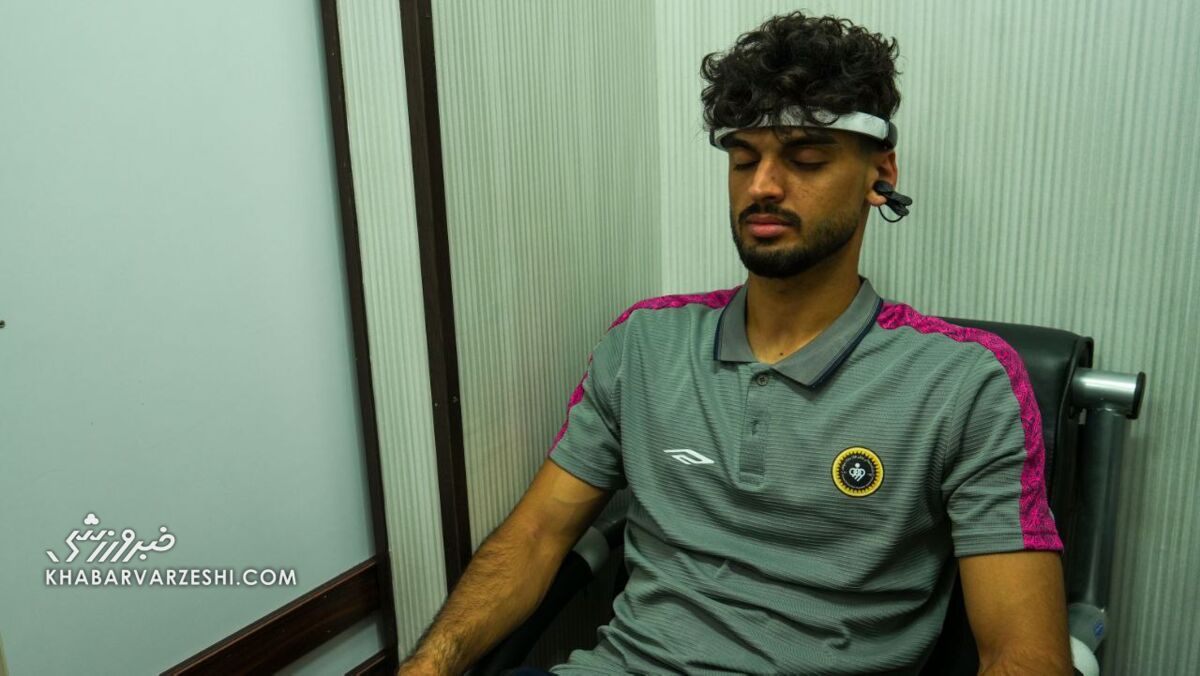 بازیکنان و اعضای کادر فنی سپاهان در ایفمارک +عکس