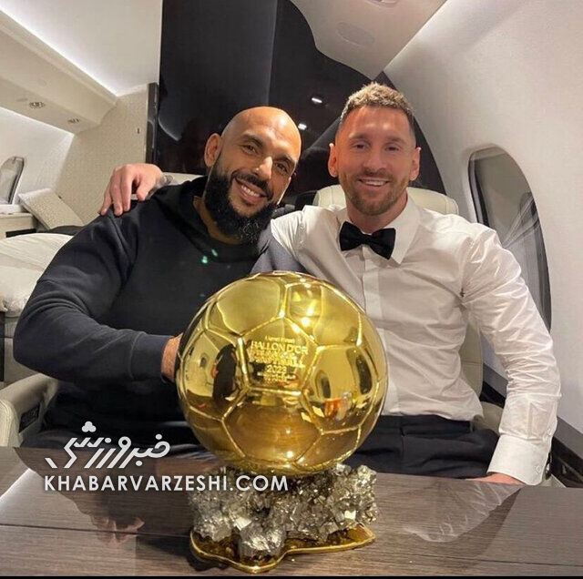 مسی توپ طلا را به من داد و گفت برنده این جایزه هستم!/ احساس میکنم جزئی از خانواده لئو هستم