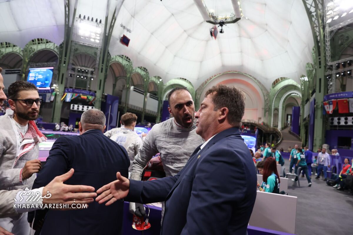 عکس| درگیری لفظی شمشیرباز ایرانی با داور در المپیک