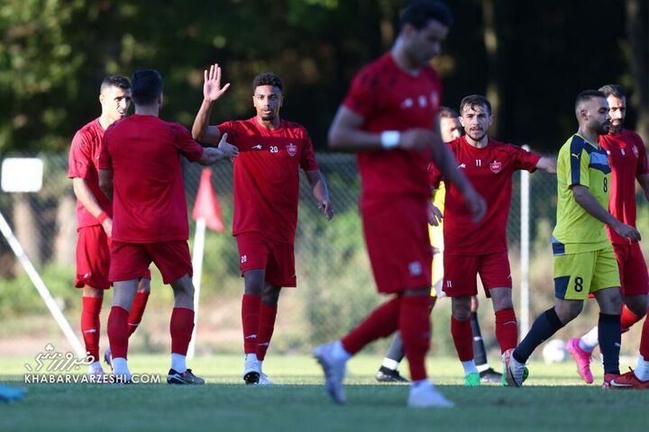 شادی بعد از گل پرسپولیسی‌ها