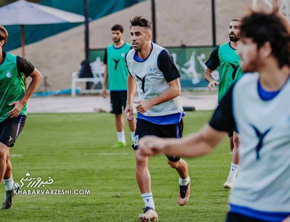 تعجب استقلالیها از محل تمرین جدید +عکس