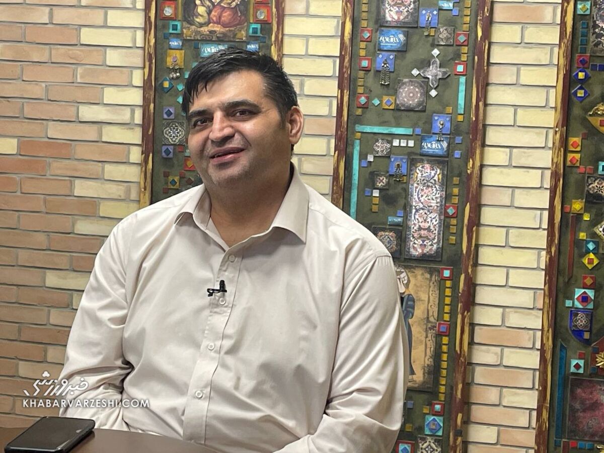 اعتراف حسین رضازاده پس از سالها: دوپینگ من سرشیر و عسل اردبیل بود/ علی دایی از من محبوبتر است اما... اعتراف حسین رضازاده پس از سالها: دوپینگ من سرشیر و عسل اردبیل بود/ علی دایی از من محبوبتر است اما...