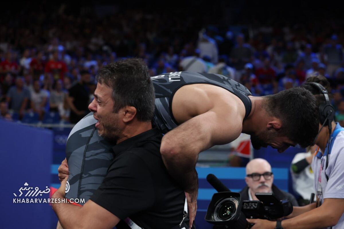 علیرضا دبیر: من دوست نداشتم یزدانی مدال بگیرد؟/ از خدا خواستم با بچههای مردم امتحان نشوم/ اگر این طور بود باید روزی هزار بار قهر کنم!