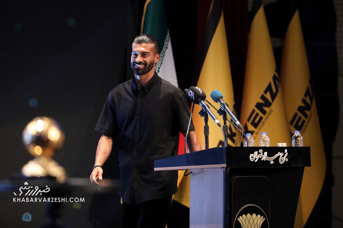 شاه ماهی لیگ برتر در تور استقلال شاه ماهی لیگ برتر در تور استقلال