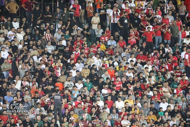 هواداران پرسپولیس؛ پرسپولیس - ذوبآهن