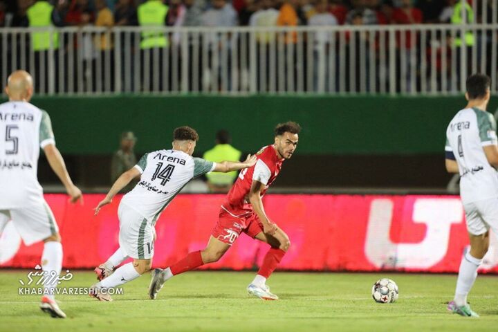 اوستون اورونوف؛ پرسپولیس - ذوبآهن