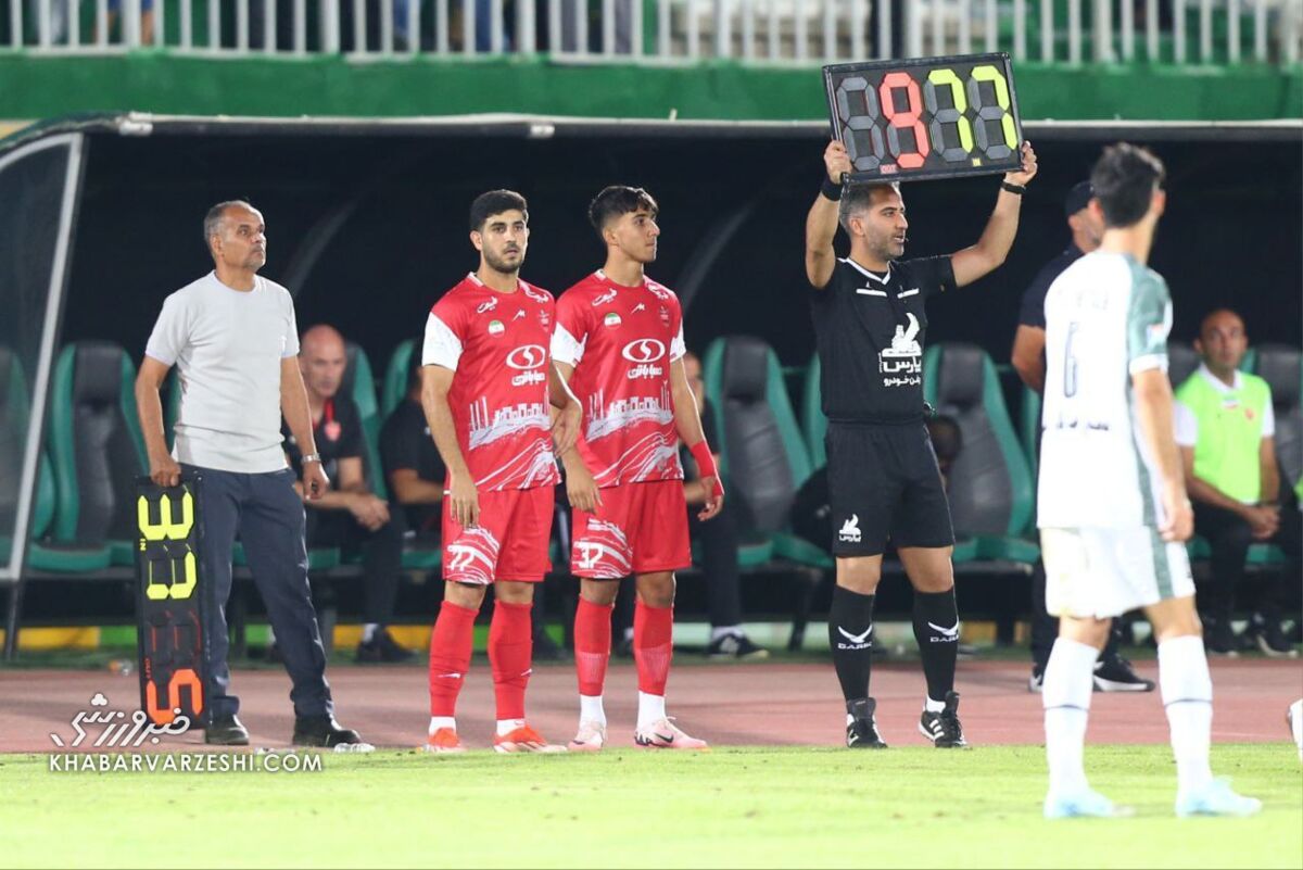 ستاره پرسپولیس بعد از درخشش مقابل فولاد تماشاگر شد +عکس ستاره پرسپولیس بعد از درخشش مقابل فولاد تماشاگر شد +عکس