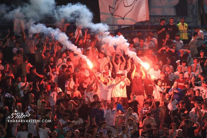 هواداران ملوان؛ ملوان - گلگهر