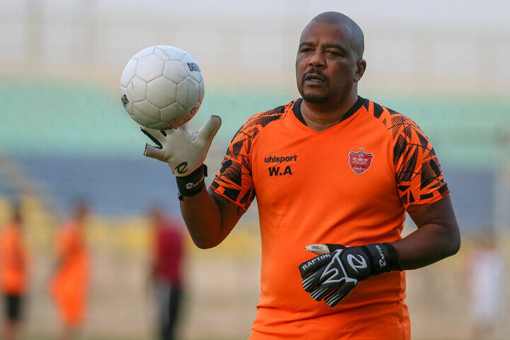 مربی پرسپولیسی مقابل سرخابیها در آسیا مربی پرسپولیسی مقابل سرخابیها در آسیا