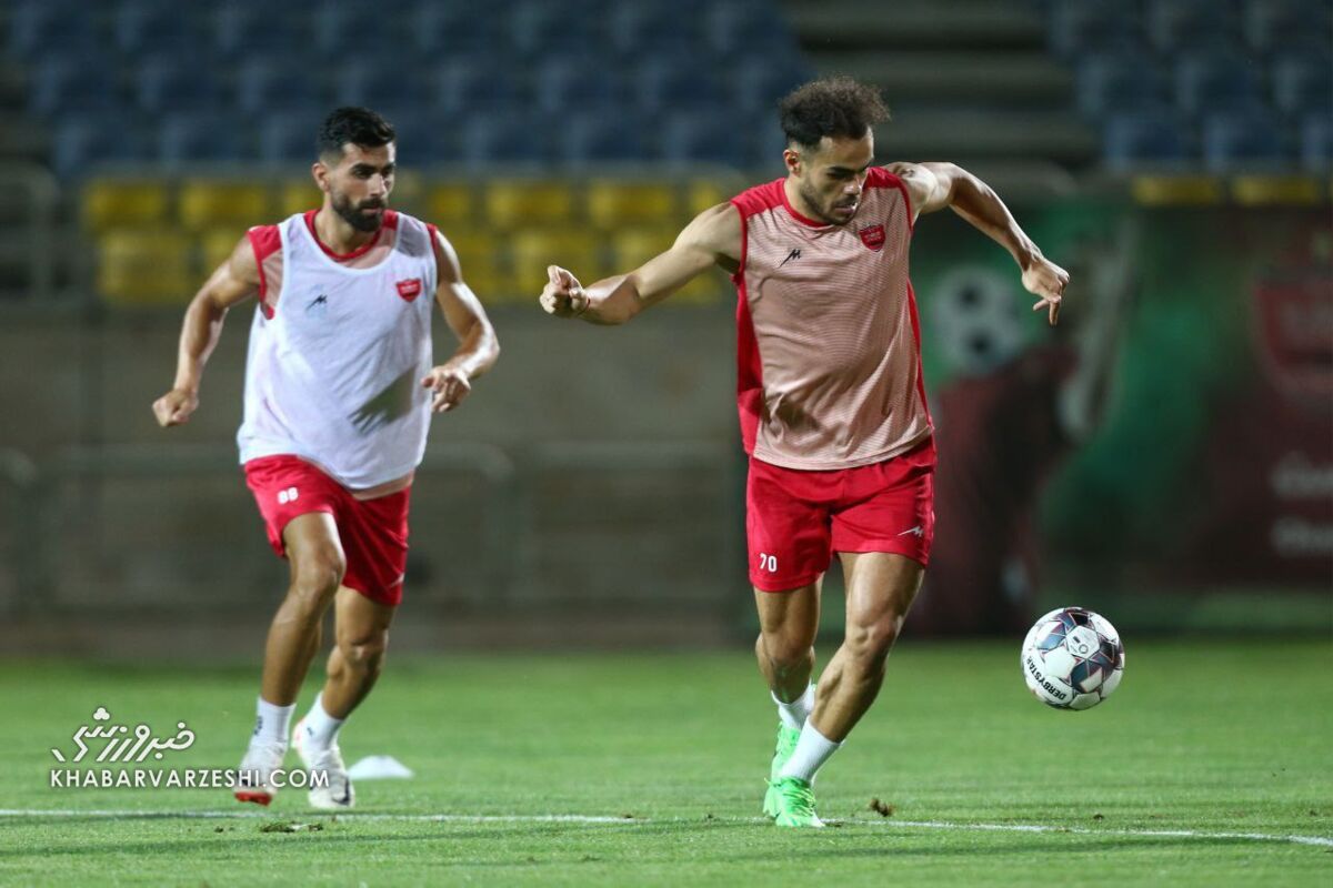 تذکر گاریدو به بازیکنان پرسپولیس/ سرخپوشان  ۱۰۰ دقیقه تمرین کردند +عکس