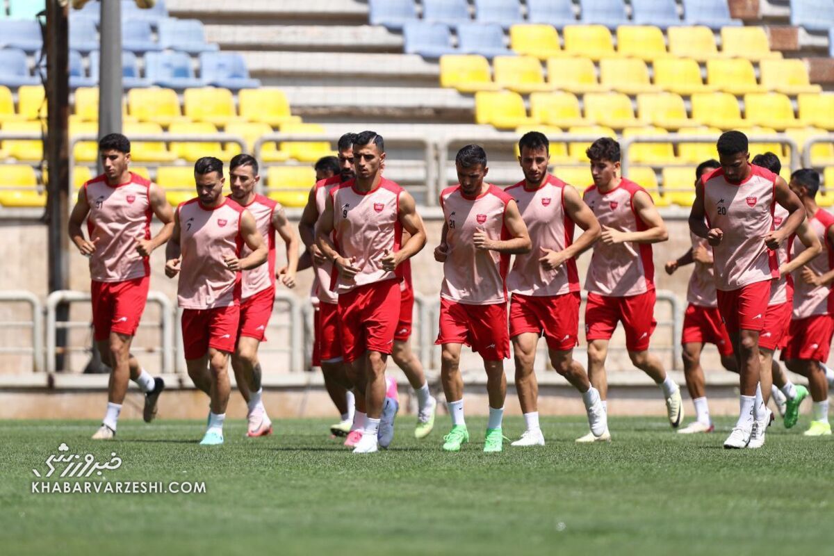آخرین تمرین تاکتیکی پرسپولیس برای تقابل با ستارههای تراکتور آخرین تمرین تاکتیکی پرسپولیس برای تقابل با ستارههای تراکتور