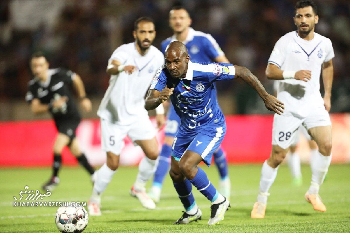 امیدوارم نکونام افسوس این ۲ امتیاز را نخورد/ بازیکن خارجی را برای نیمکت به ایران آوردهاید؟/ چرا مشکل بلانکو را حل نمی کنید