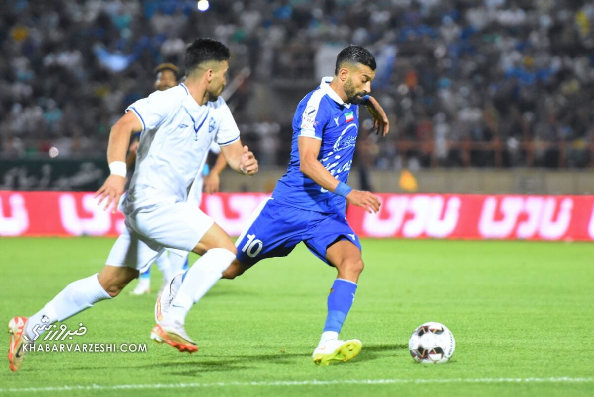 حالا همه به خرید جدید استقلال احترام میگذارند/ رامین رضاییان موثرترین بازیکن لیگ بیستوچهارم! حالا همه به خرید جدید استقلال احترام میگذارند/ رامین رضاییان موثرترین بازیکن لیگ بیستوچهارم!