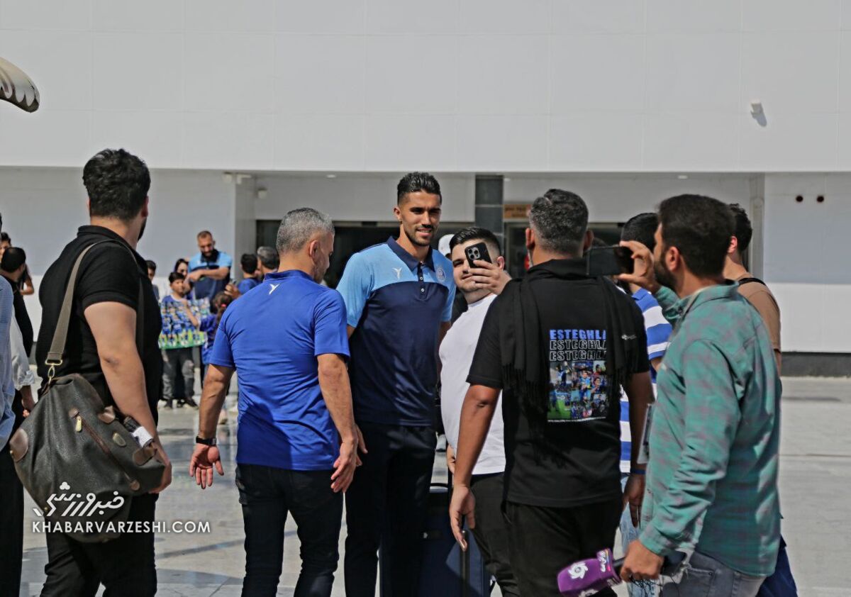 عکس| استقبال ویژه از ستارههای استقلال در شهر خاطرهها