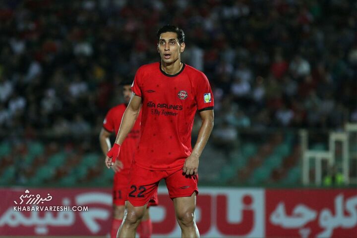 محمد نادری؛ هوادار - تراکتور