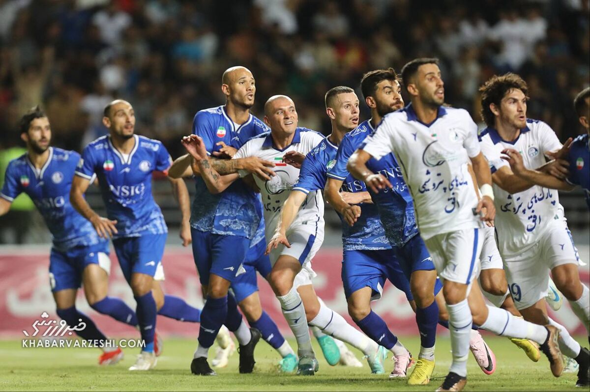 الغرافه مقابل استقلال اعتماد بهنفس کاذب دارد/ بیکفایتی مدیران موجب مضحکه فوتبال شده است/ قضاوت با ۸ داور و باز هم اشتباه شرمآور است!