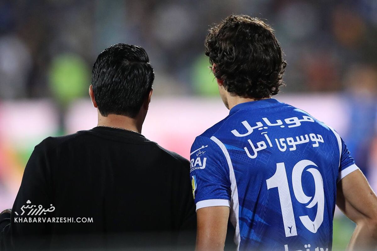 اعتراض پرسپولیسیها به بازی کردن بلانکو اعتراض پرسپولیسیها به بازی کردن بلانکو