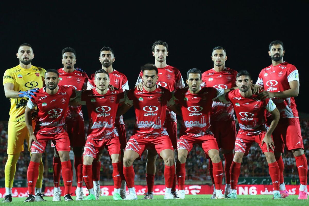 پرسپولیس ۲ - فولاد ۰/ اورونوف برنده جنگ ازبکها؛ گل کاپیتان برای گارانتی اولین پیروزی
