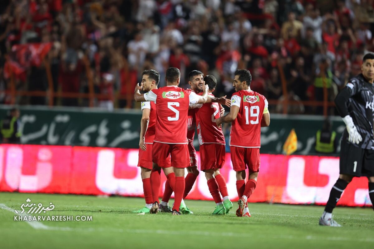 پرسپولیس ۲ - فولاد ۰/ اورونوف برنده جنگ ازبکها؛ گل کاپیتان برای گارانتی اولین پیروزی پرسپولیس ۲ - فولاد ۰/ اورونوف برنده جنگ ازبکها؛ گل کاپیتان برای گارانتی اولین پیروزی