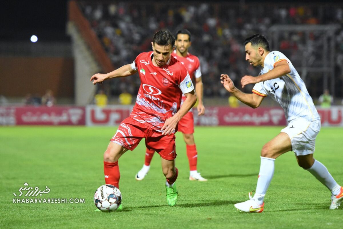 مورد عجیب بازیکن مازاد پرسپولیس؛ شاگرد کسی شد که دو بار اخراجش کرده بود! مورد عجیب بازیکن مازاد پرسپولیس؛ شاگرد کسی شد که دو بار اخراجش کرده بود!