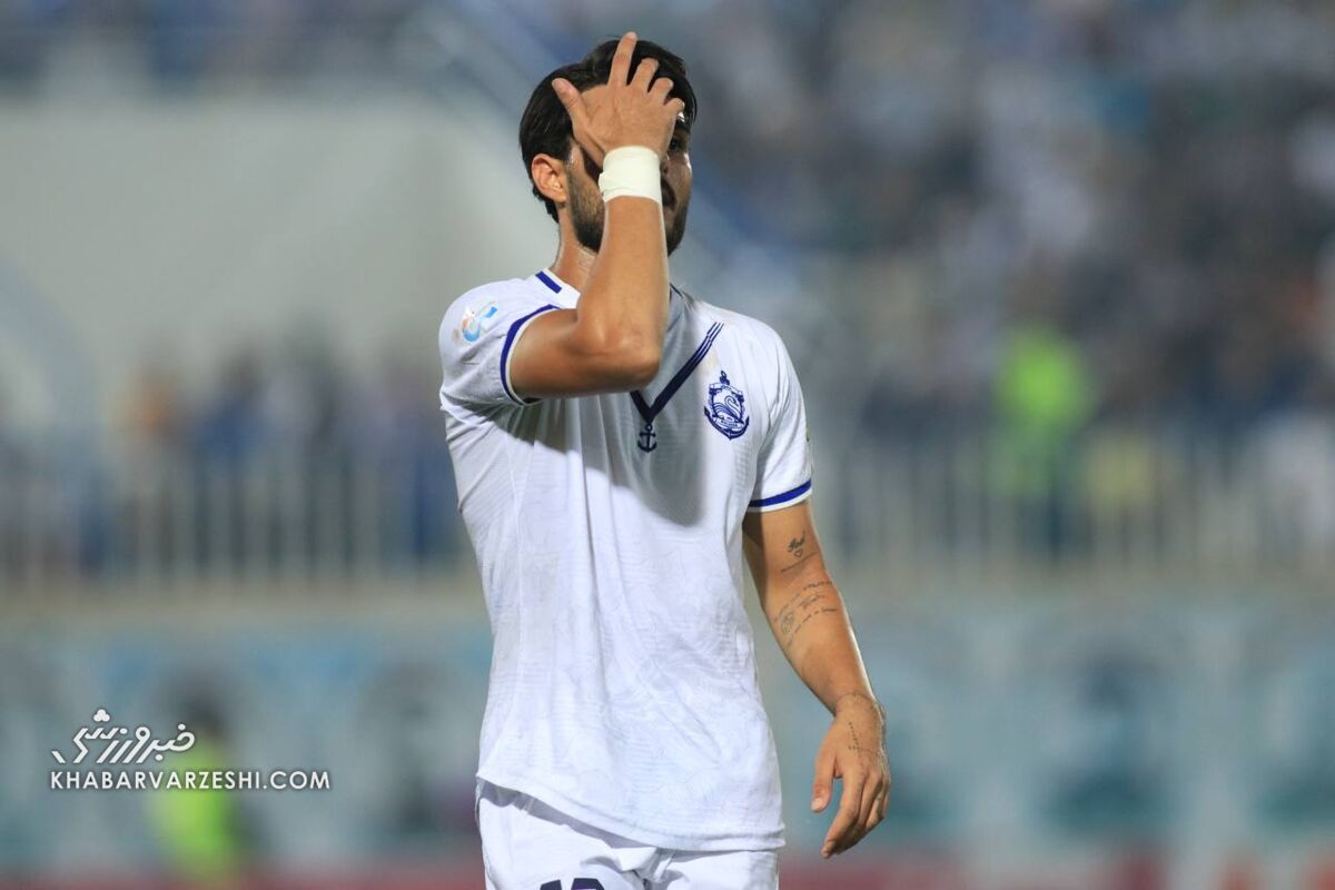 داستان غندی پور و استقلال؛ سر همه گیچ رفت!/ مهاجم جوان بالاخره به امارات رفت داستان غندی پور و استقلال؛ سر همه گیچ رفت!/ مهاجم جوان بالاخره به امارات رفت