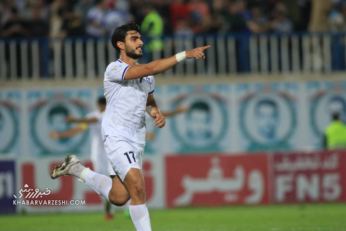 گزینه استقلال کنار پدیده های یوونتوس، منچستر یونایتد و پورتو +عکس گزینه استقلال کنار پدیده های یوونتوس، منچستر یونایتد و پورتو +عکس