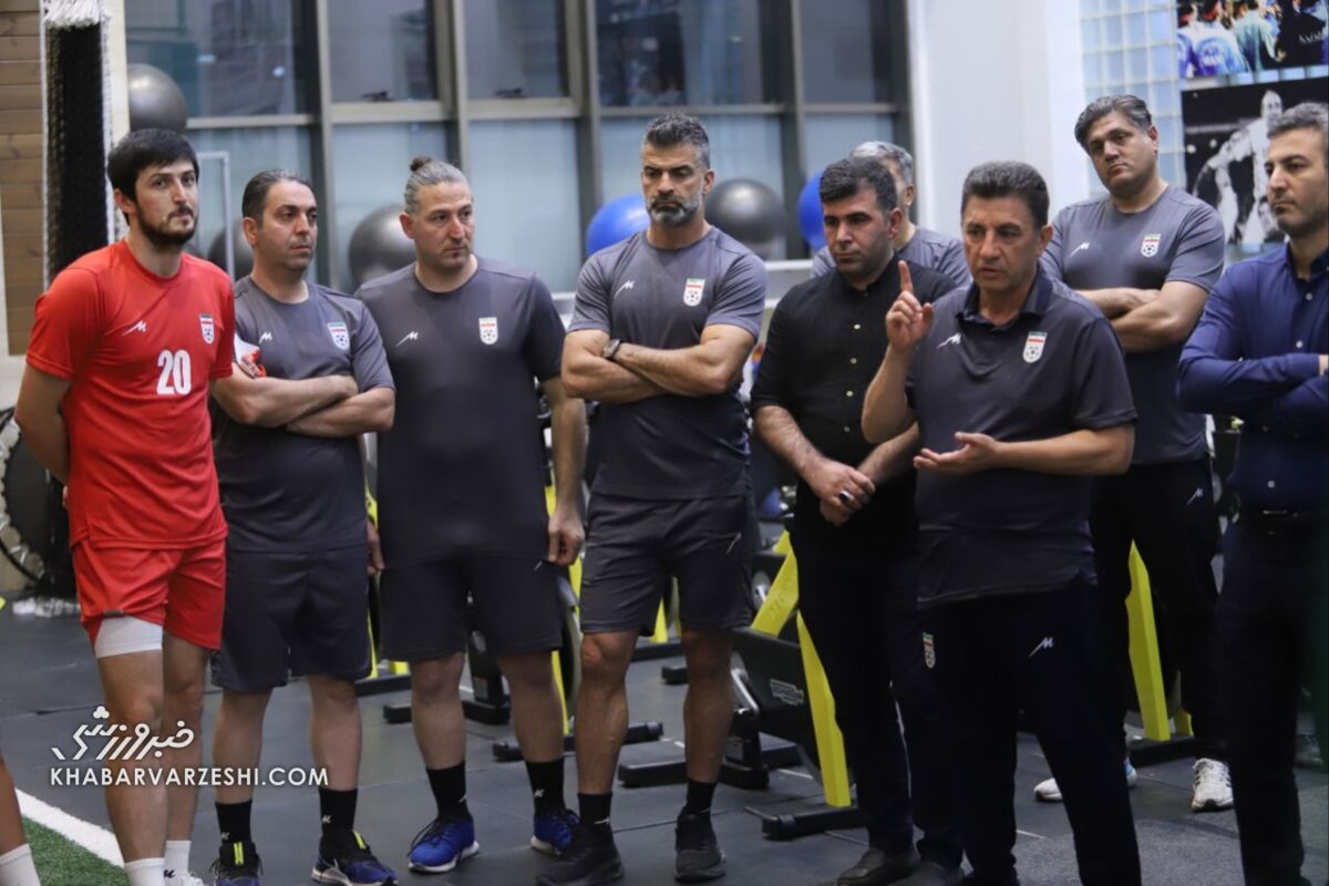 قلعهنویی در نخستین تمرین تیم ملی: حساسیت بازیها را میدانید؛ به چیزی جز موفقیت فکر نکنید