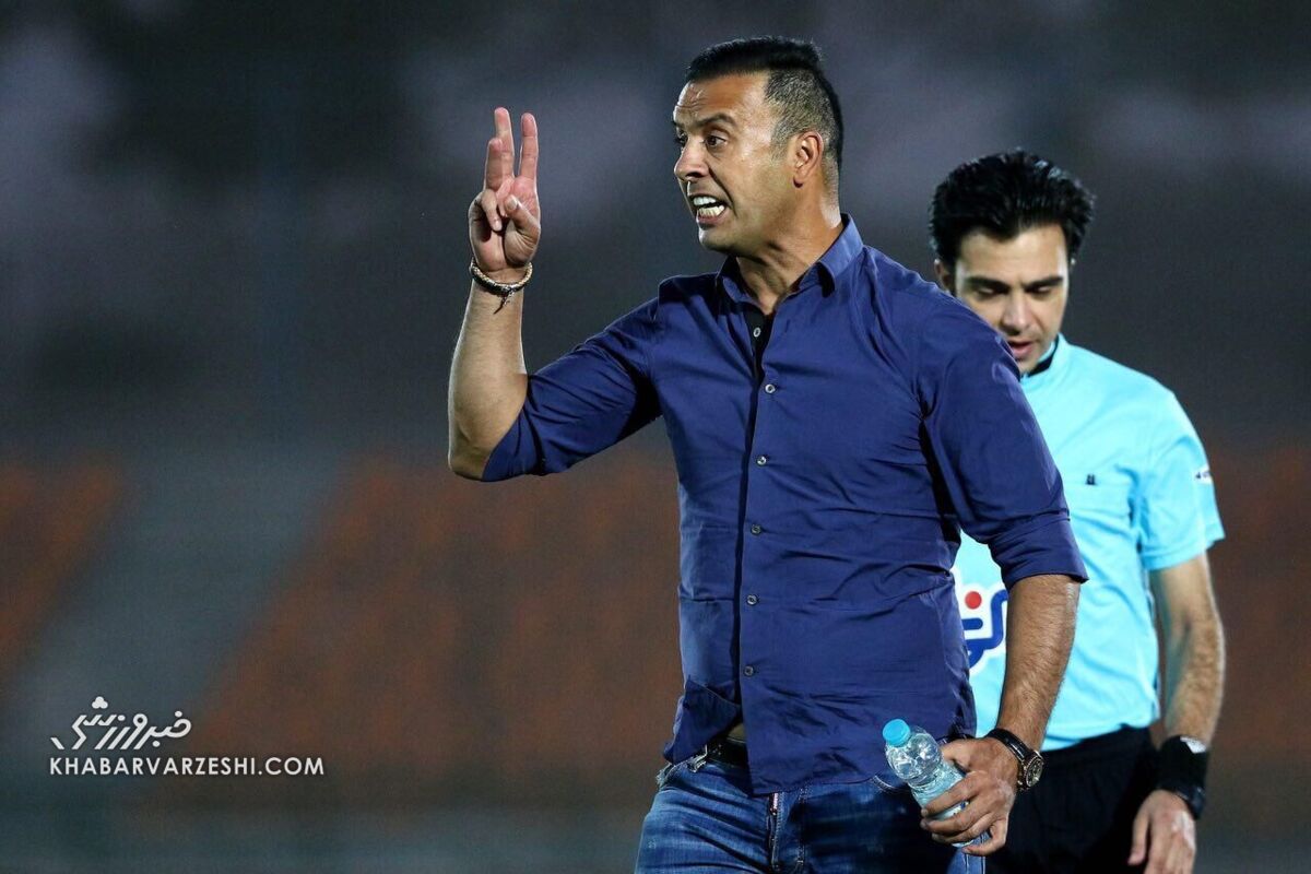 وضعیت امروز استقلال به خاطر لجبازی یک نفر است/ حمله هواداران به مقصران این نتایج دلیل دارد/ کاسه صبر مردم لبریز شده است وضعیت امروز استقلال به خاطر لجبازی یک نفر است/ حمله هواداران به مقصران این نتایج دلیل دارد/ کاسه صبر مردم لبریز شده است